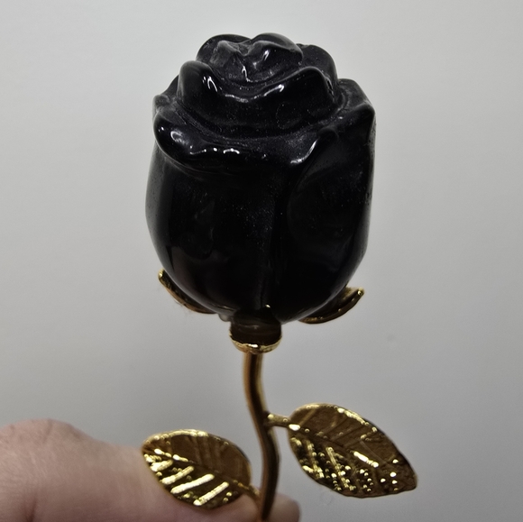 Obsidian Crystal Rose - Picture 7 of 11